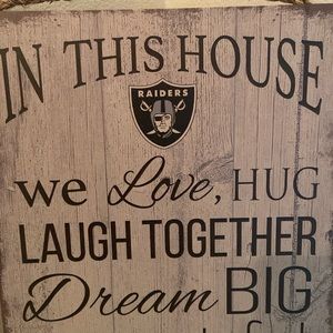COPY - 19x12 Las Vegas Raiders family sign/ wall hanging